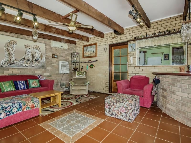 44 Adamson Road, Parmelia WA 6167