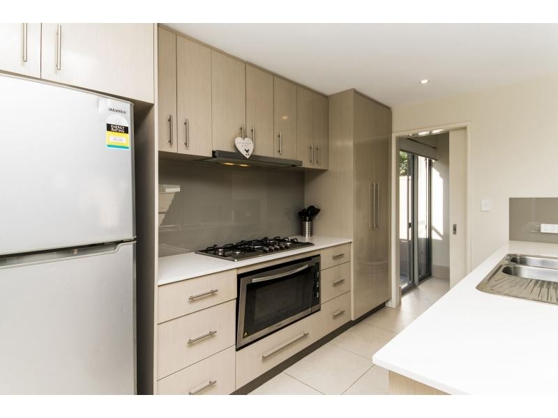 7/46 Kinsella Street, Joondanna WA 6060