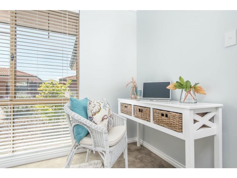 9/1 Iolanthe Street, Bassendean WA 6054