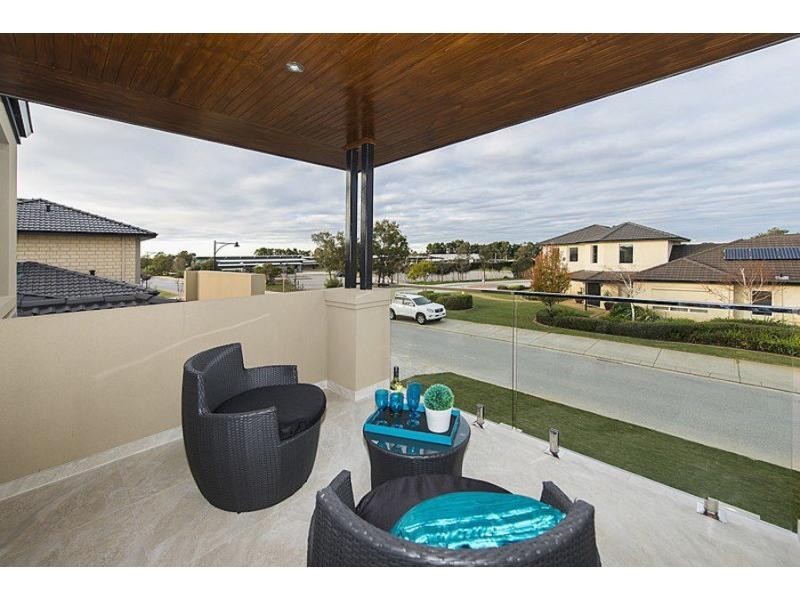 21 Windchime Terrace, Atwell WA 6164
