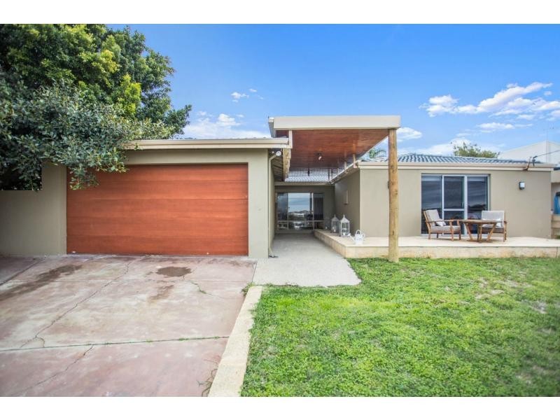 9 Dennis Street, Quinns Rocks WA 6030