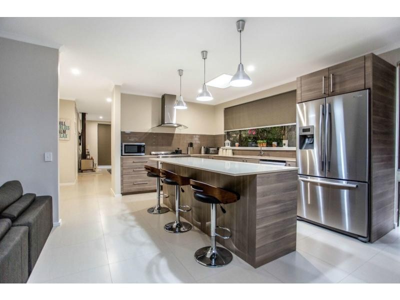 9 Dennis Street, Quinns Rocks WA 6030