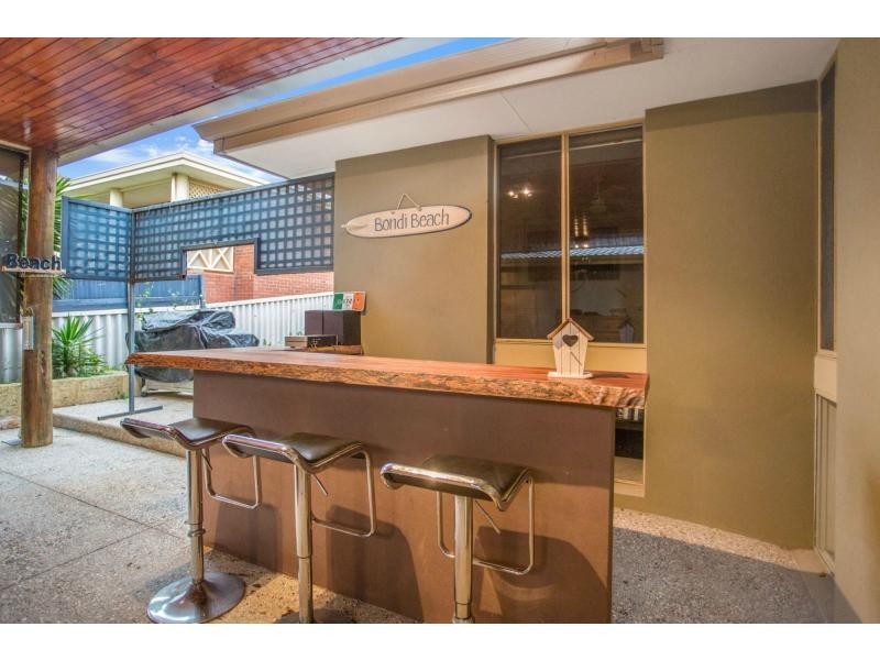 9 Dennis Street, Quinns Rocks WA 6030