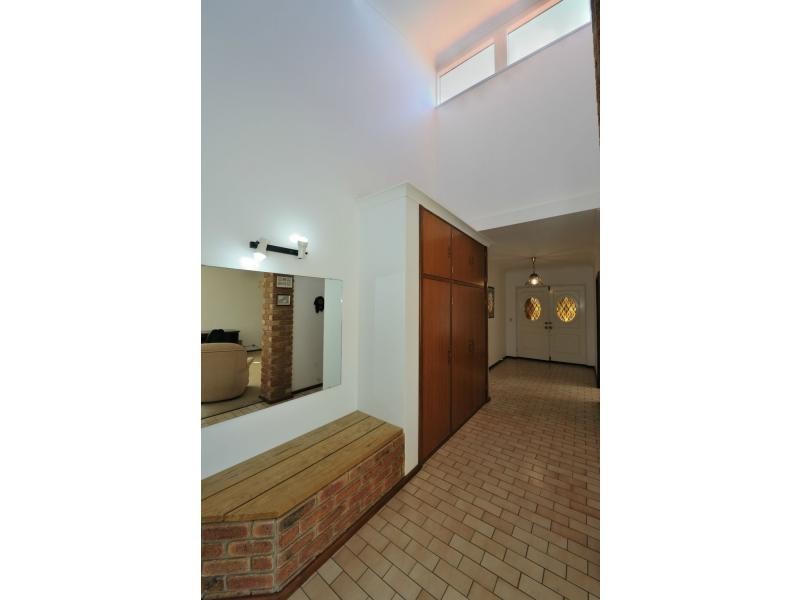 4 Hymus Street, Rockingham WA 6168