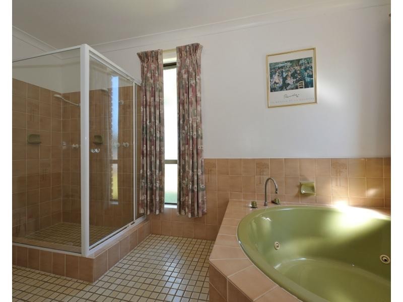 4 Hymus Street, Rockingham WA 6168