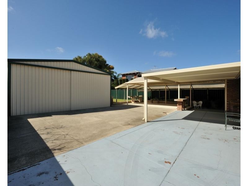 4 Hymus Street, Rockingham WA 6168