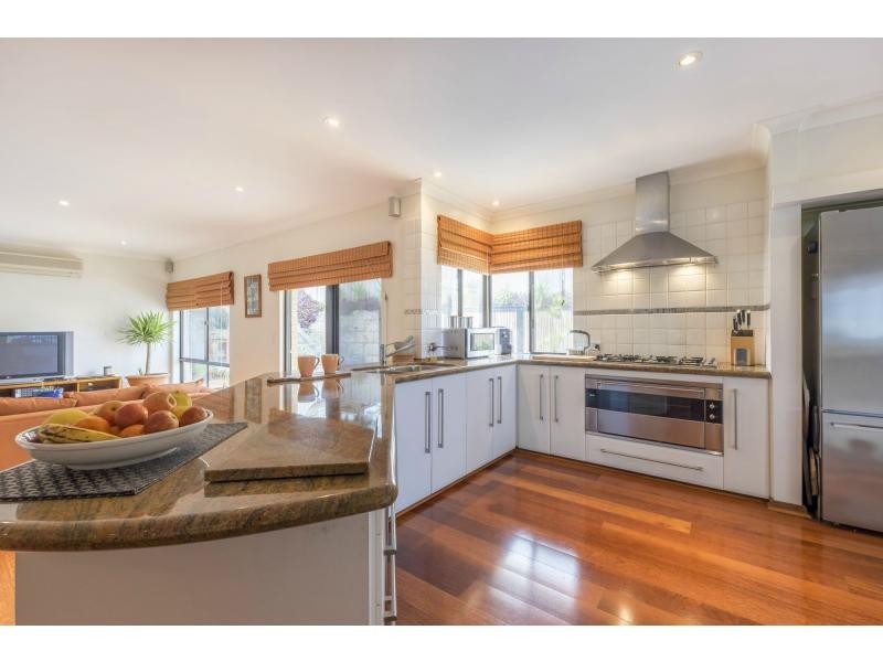 48 Southern Cross Circle, Ocean Reef WA 6027