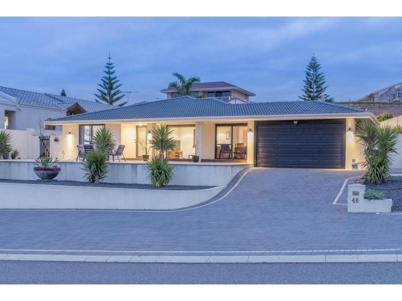 48 Southern Cross Circle, Ocean Reef WA 6027