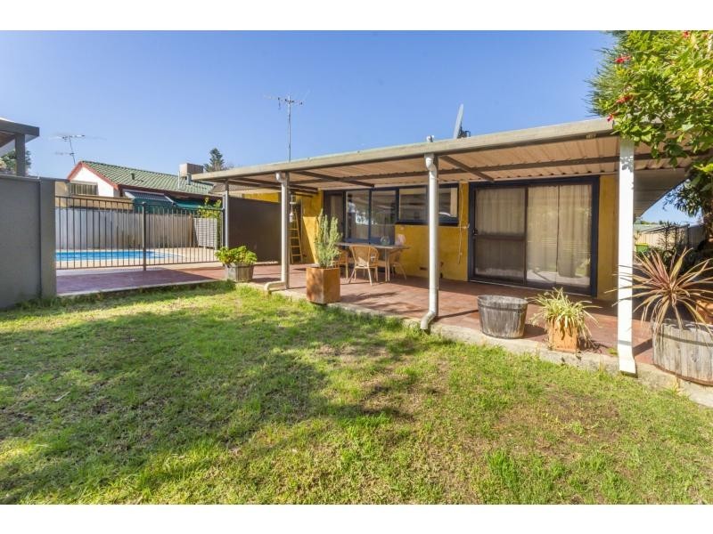 70 Cygnus Street, Rockingham WA 6168