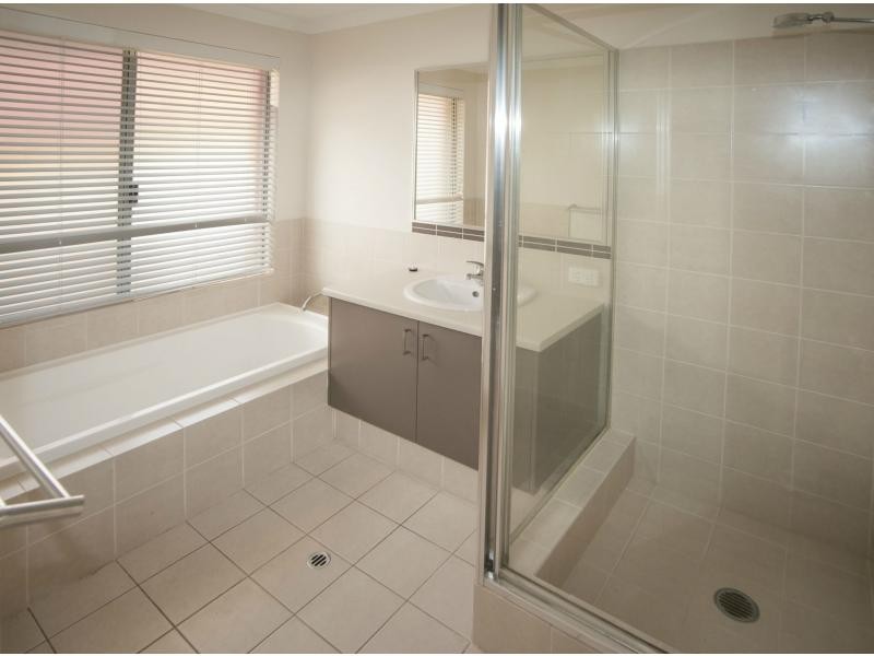 4/20 Claridge Circle, Thornlie WA 6108