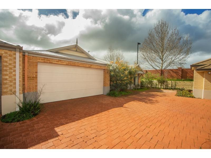 4/20 Claridge Circle, Thornlie WA 6108