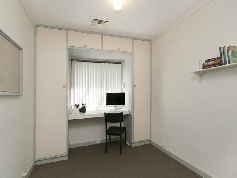 5 Hynes Way, Hamilton Hill WA 6163