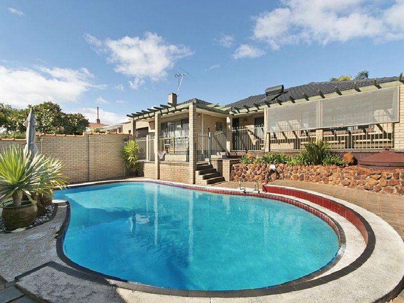 5 Hynes Way, Hamilton Hill WA 6163