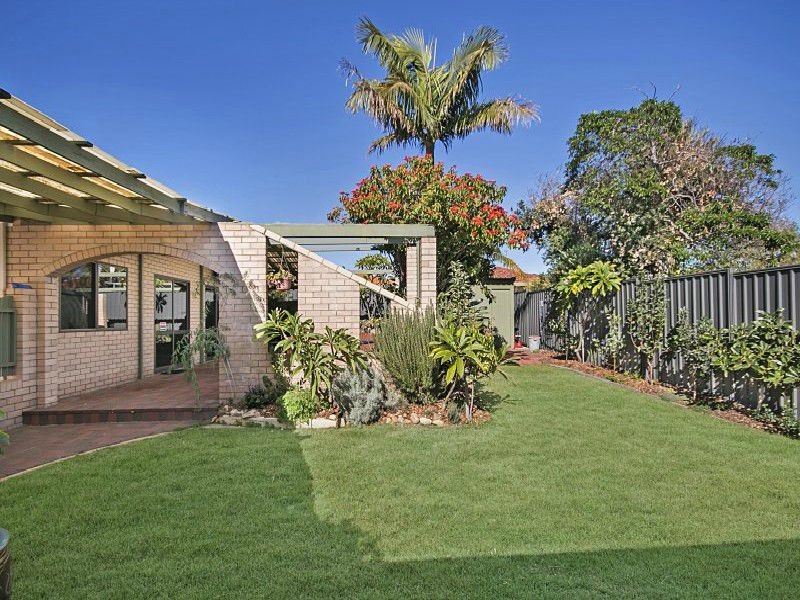 5 Hynes Way, Hamilton Hill WA 6163
