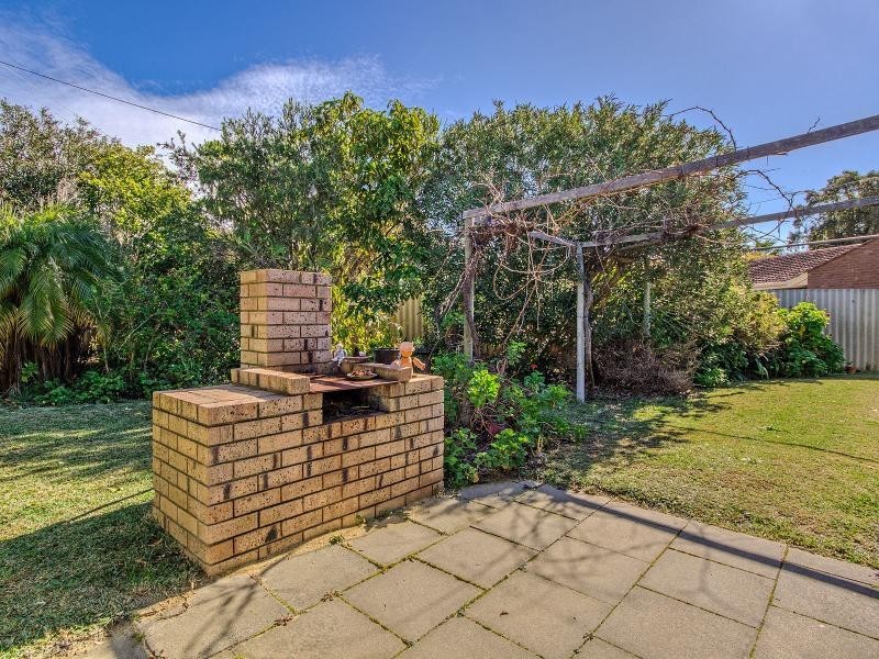 1 Nova Court, Cooloongup WA 6168