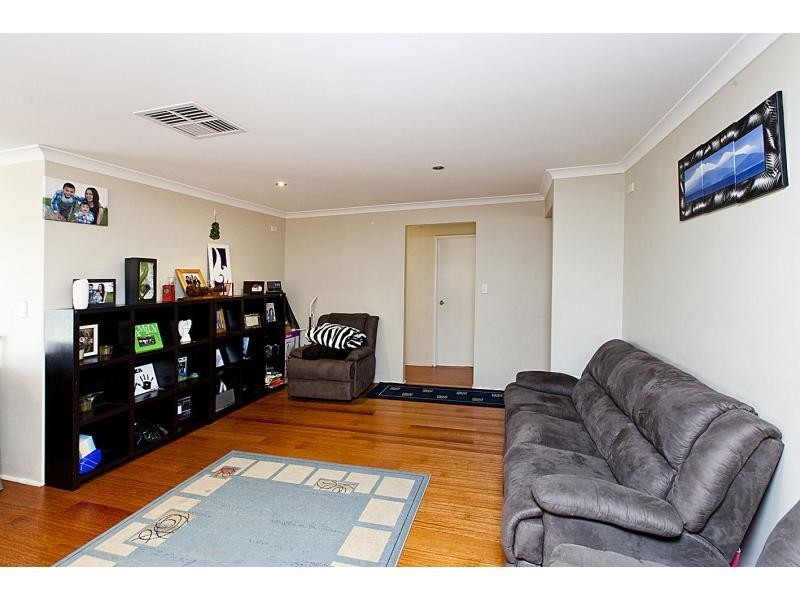 9 Summershill Gate, Kenwick WA 6107