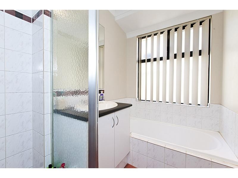 9 Summershill Gate, Kenwick WA 6107