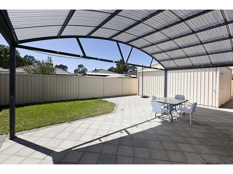 9 Summershill Gate, Kenwick WA 6107