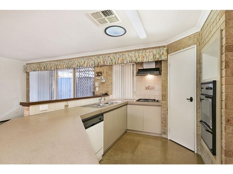 22A Daffodil Court, Spearwood WA 6163