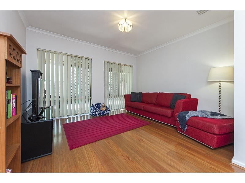1/140 West Road, Bassendean WA 6054