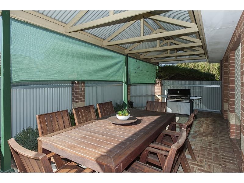 1/140 West Road, Bassendean WA 6054