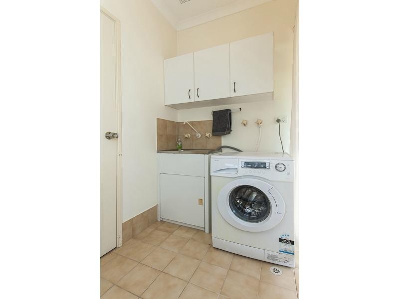 1/140 West Road, Bassendean WA 6054