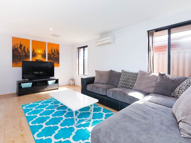 18/1 Coojong Link, Success WA 6164