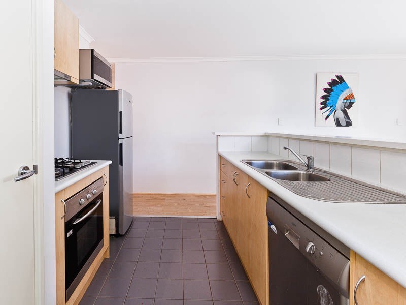 18/1 Coojong Link, Success WA 6164