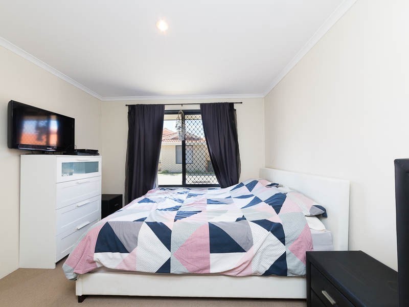 18/1 Coojong Link, Success WA 6164