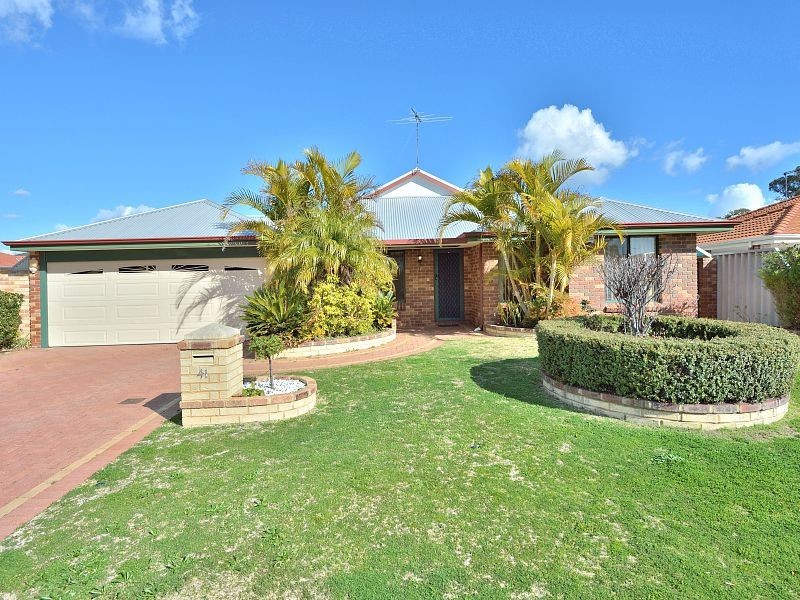 41 Irrawaddy Drive, Greenfields WA 6210