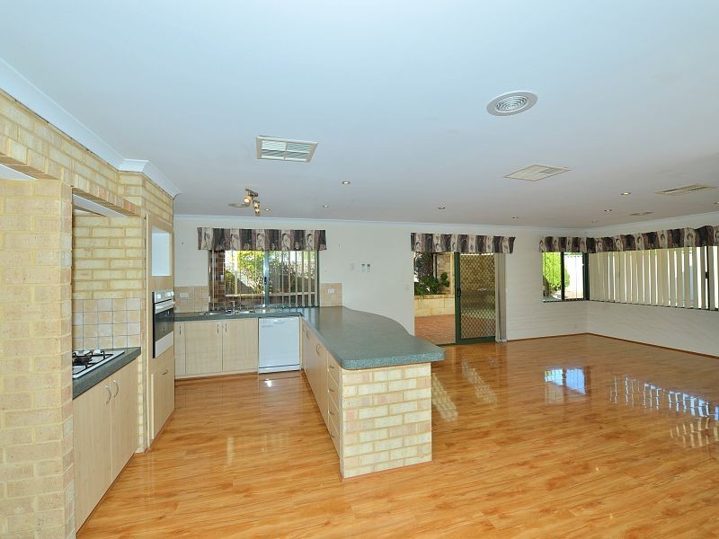 41 Irrawaddy Drive, Greenfields WA 6210