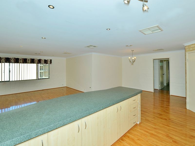 41 Irrawaddy Drive, Greenfields WA 6210