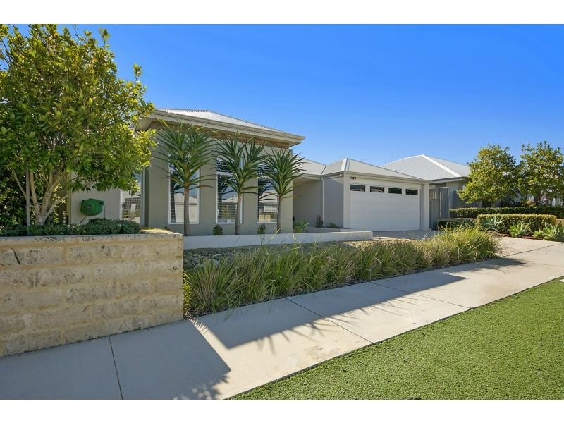 12 Altea Way, Alkimos WA 6038