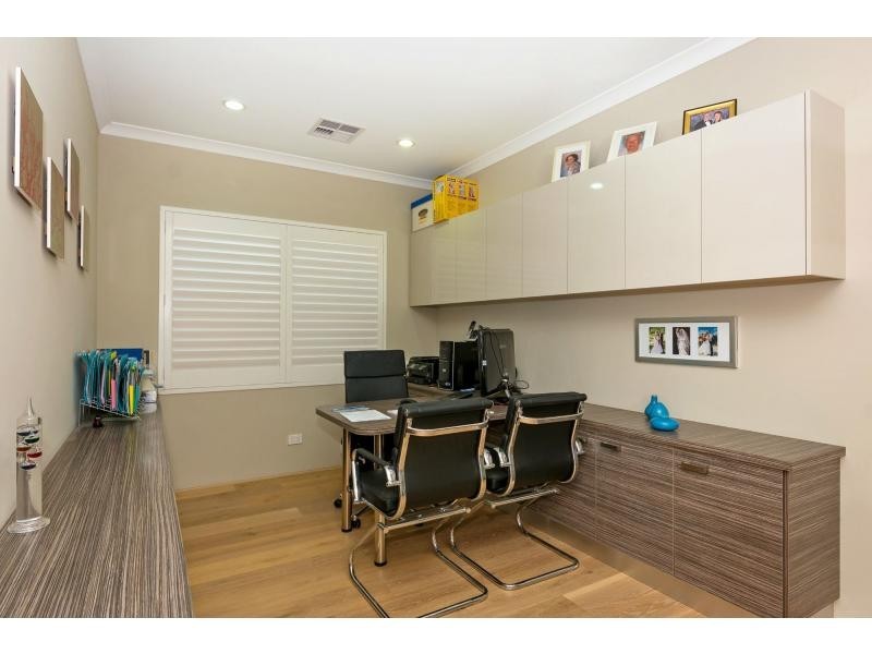 12 Altea Way, Alkimos WA 6038