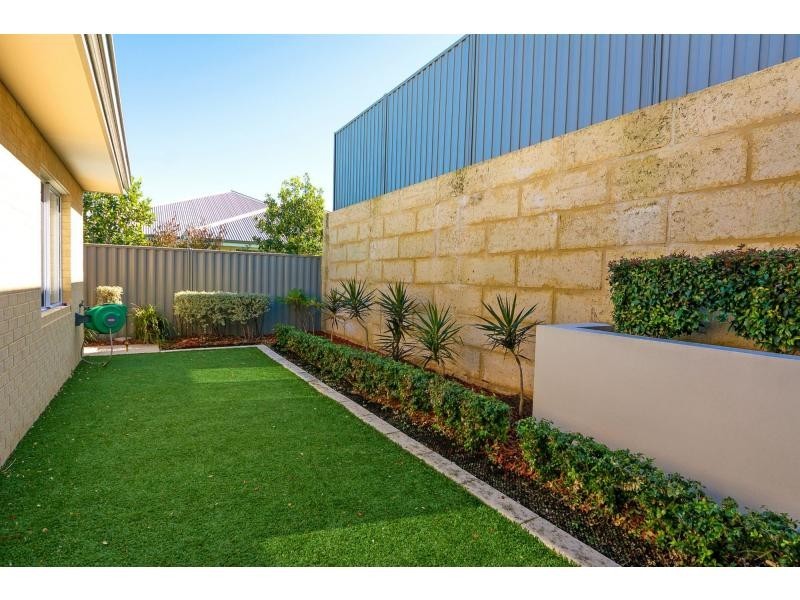 12 Altea Way, Alkimos WA 6038