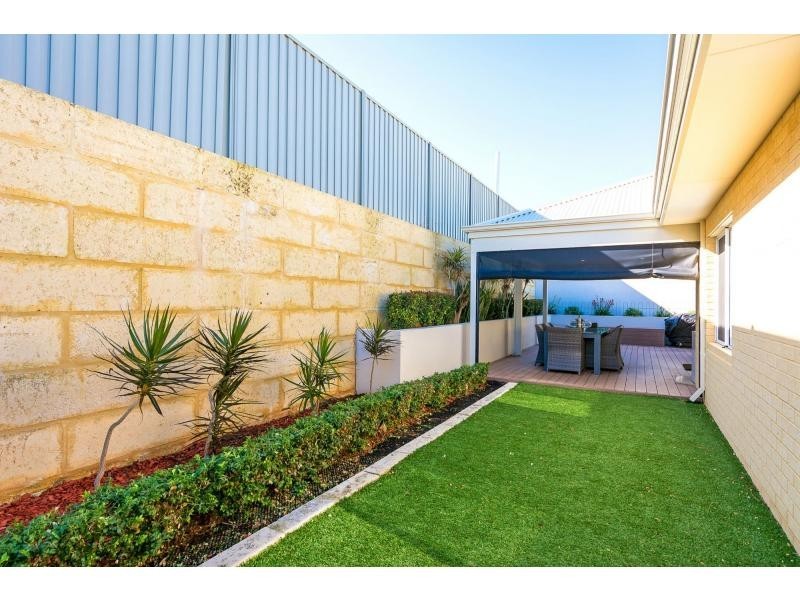 12 Altea Way, Alkimos WA 6038