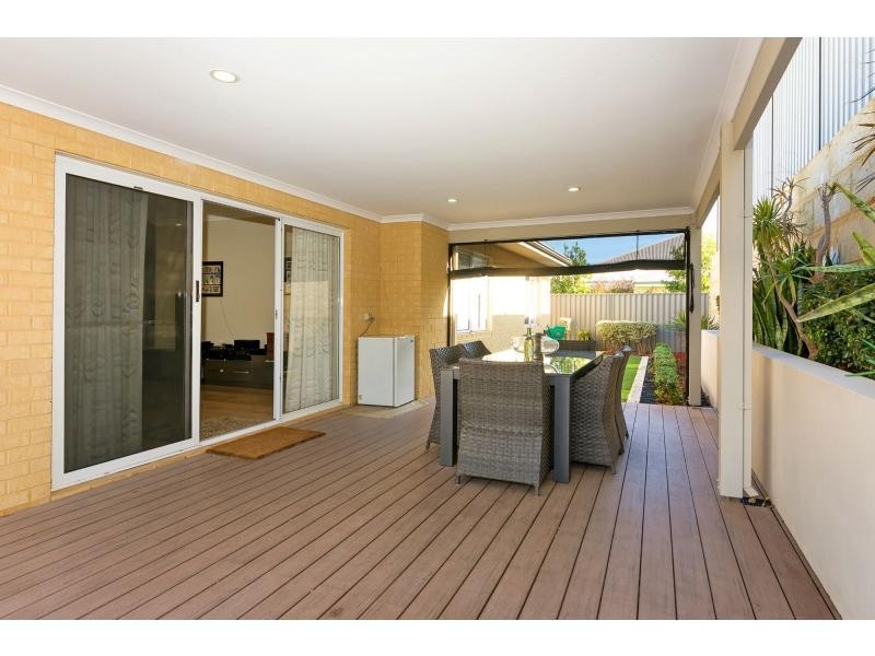 12 Altea Way, Alkimos WA 6038