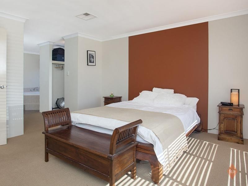 51 Toledo Circuit, Port Kennedy WA 6172