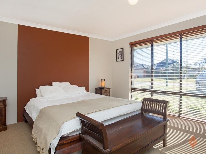 51 Toledo Circuit, Port Kennedy WA 6172