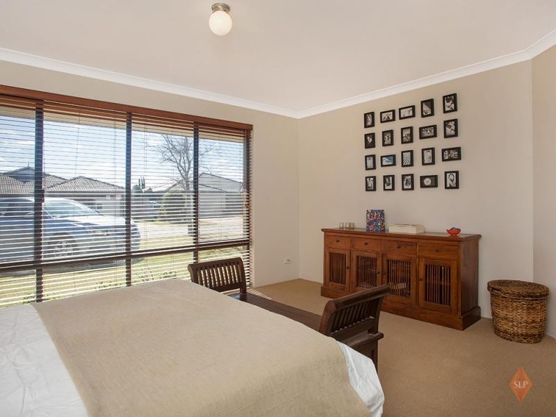 51 Toledo Circuit, Port Kennedy WA 6172