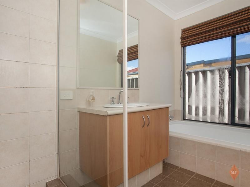 51 Toledo Circuit, Port Kennedy WA 6172