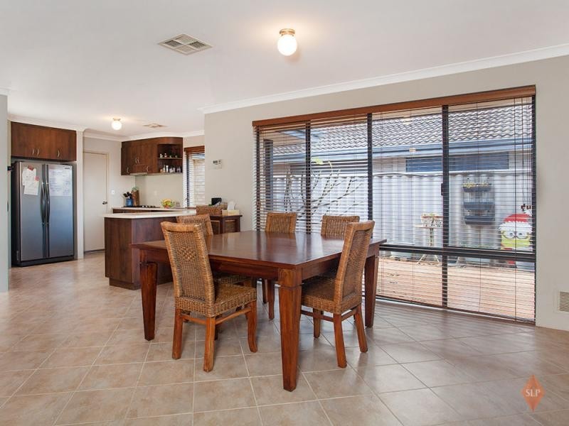 51 Toledo Circuit, Port Kennedy WA 6172