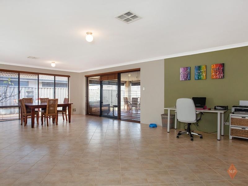 51 Toledo Circuit, Port Kennedy WA 6172