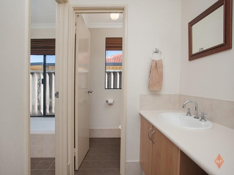 51 Toledo Circuit, Port Kennedy WA 6172