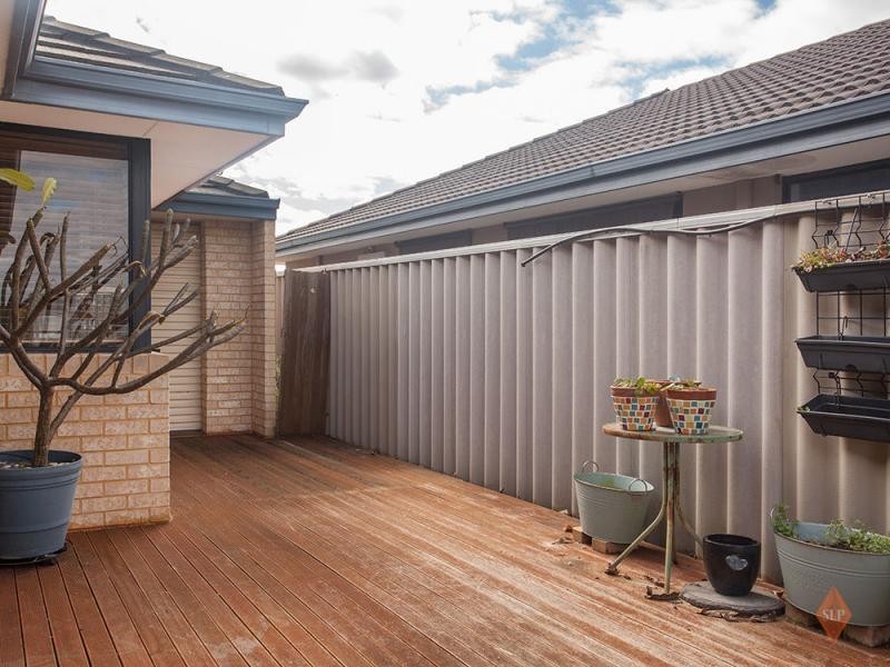 51 Toledo Circuit, Port Kennedy WA 6172