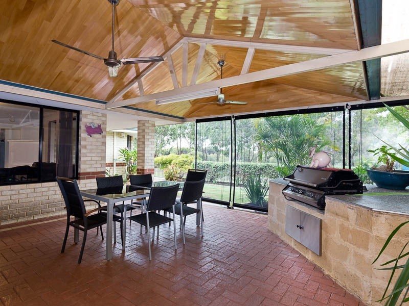 33 Steiner Avenue, Success WA 6164