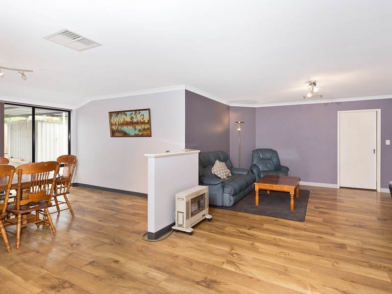 33 Steiner Avenue, Success WA 6164