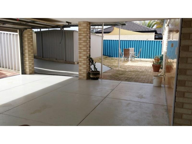 33 Steiner Avenue, Success WA 6164