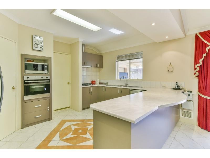 40 Orbell Way, Bull Creek WA 6149