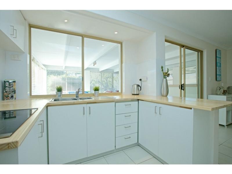 7 Weldwood Road, Ocean Reef WA 6027